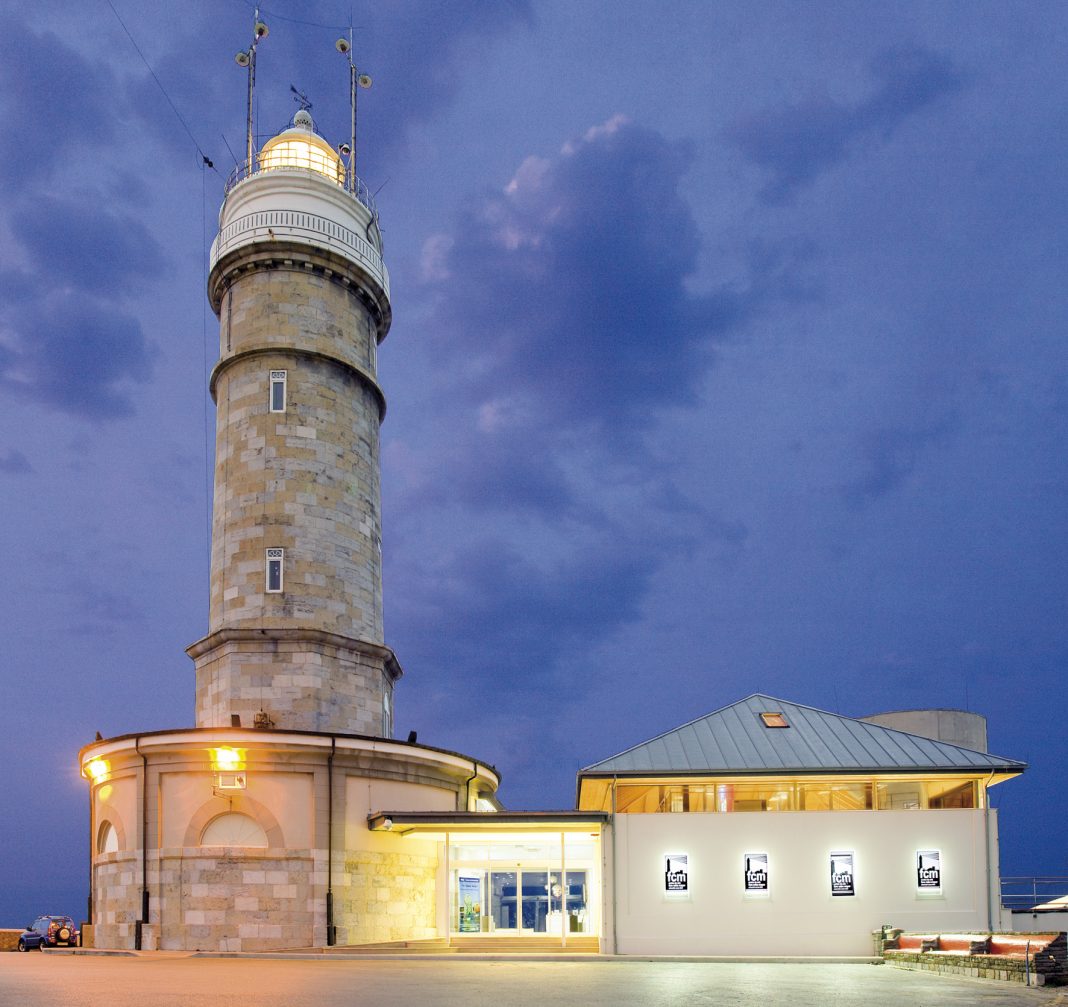 Centro de Arte Faro Cabo Mayor